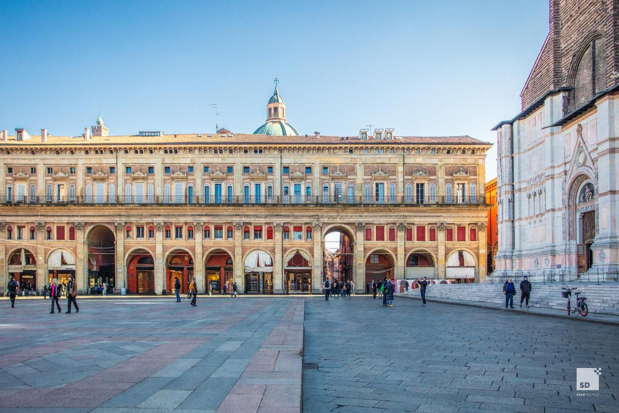 Urbanicooh Guidozagni - Piazza Maggiore View Bologne Extérieur photo